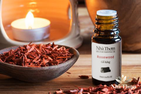 Tinh dầu gỗ hồng rosewood